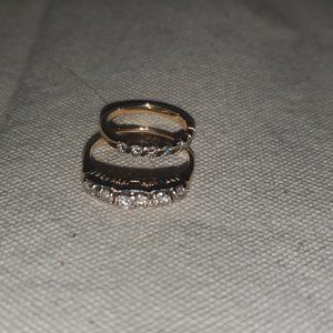 Set of wedding rings. 14k gold and 6 real diamonds